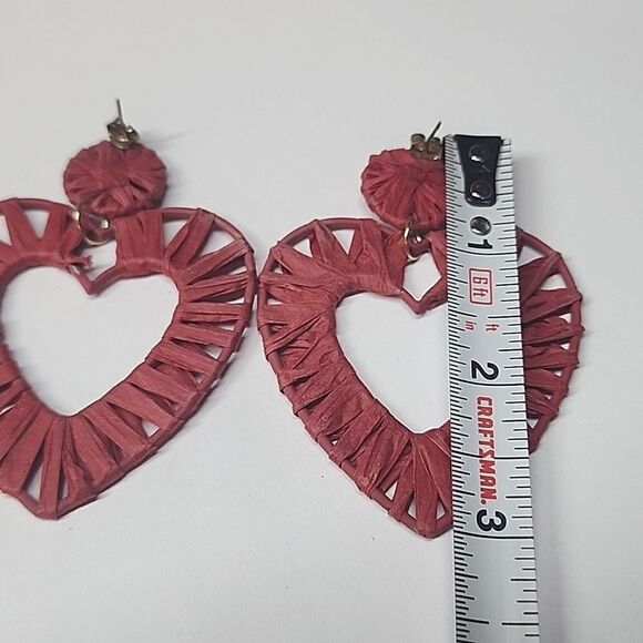 Plunder Red Heart-Shaped Earrings - Picture 5 of 5